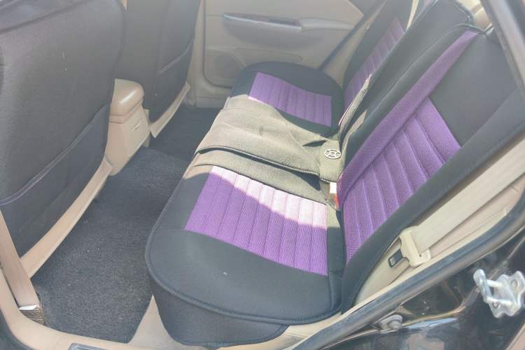 Used Buick Excelle 2013 1.5L Automatic Luxury Model Left Rear Seat