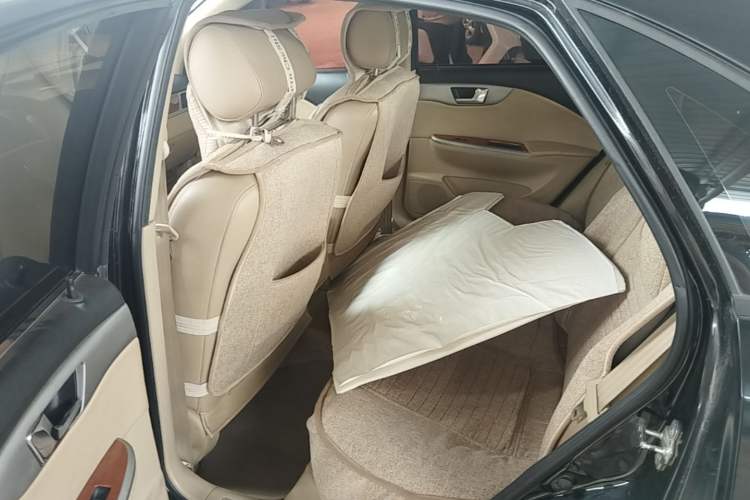 Used Buick Excelle 2013 1.5L Automatic Luxury Model Left Rear Seat