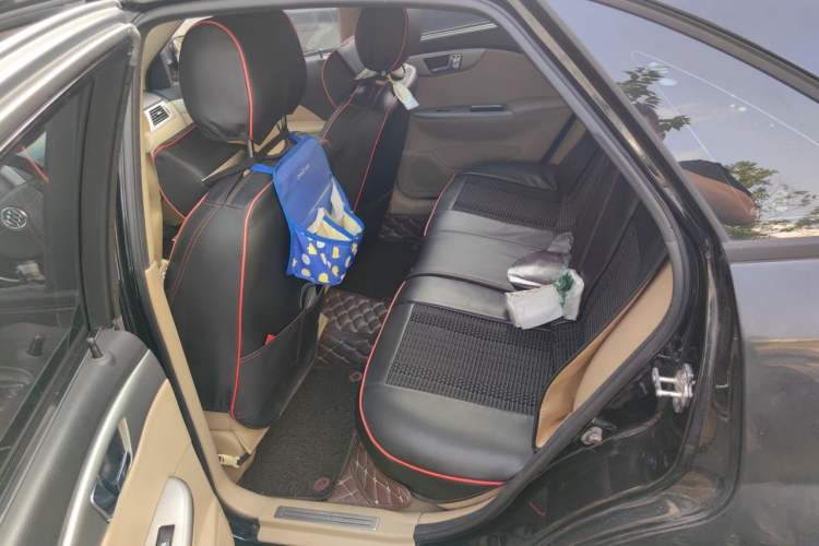 Used Buick Excelle 2013 1.5L Automatic Classic Model Left Rear Seat