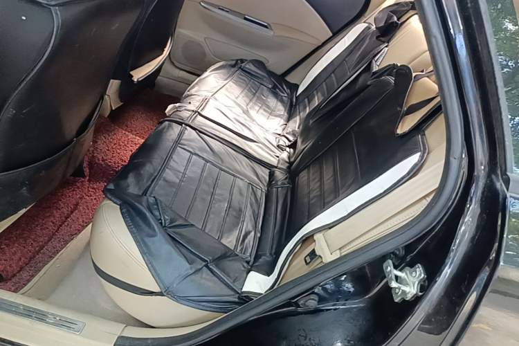 Used Buick Excelle 2013 1.5L Automatic Classic Model Left Rear Seat