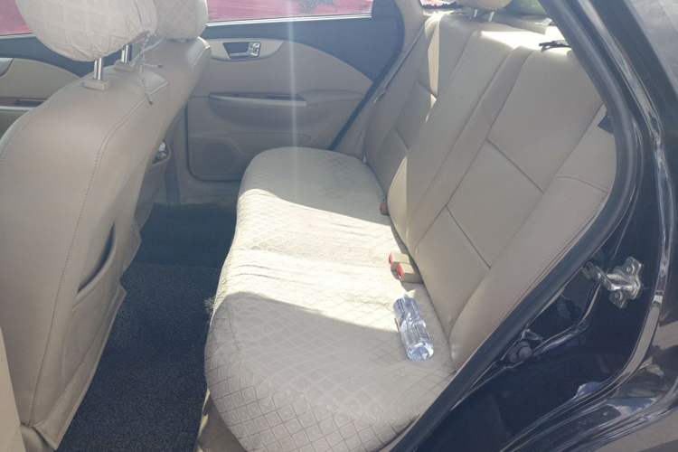 Used Buick Excelle 2013 1.5L Automatic Luxury Model Left Rear Seat