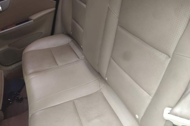 Used Buick Excelle 2013 1.5L Manual Luxury Model Left Rear Seat