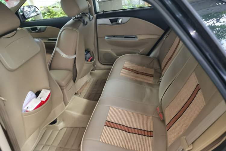 Used Buick Excelle 2013 1.5L Manual Classic Model Left Rear Seat