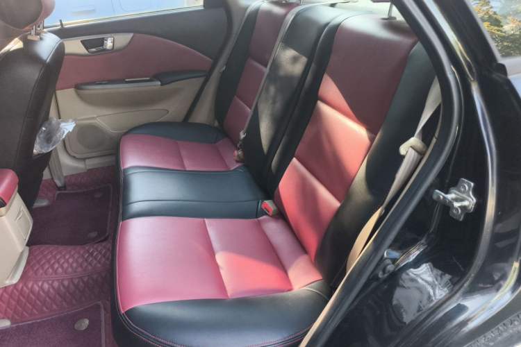 Used Buick Excelle 2013 1.5L Manual Classic Model Left Rear Seat