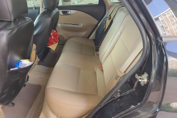 Used Buick Excelle 2013 1.5L Manual Classic Model Left Rear Seat