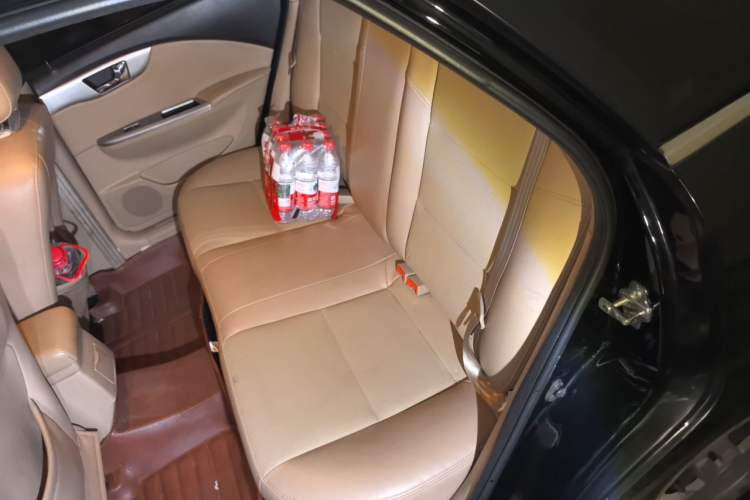 Used Buick Excelle 2013 1.5L Manual Classic Model Left Rear Seat