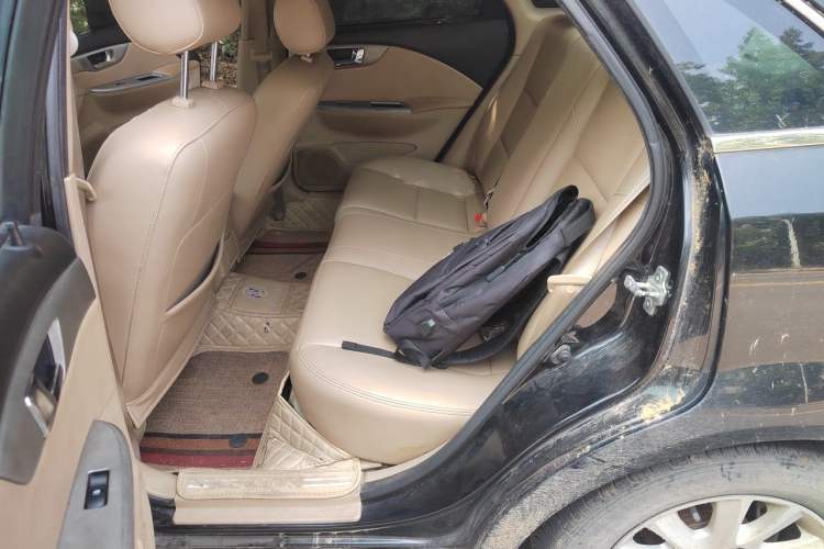 Used Buick Excelle 2013 1.5L Manual Classic Model Left Rear Seat