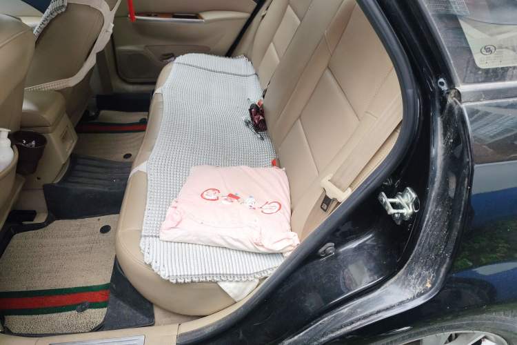 Used Buick Excelle 2013 1.5L Automatic Luxury Model Left Rear Seat