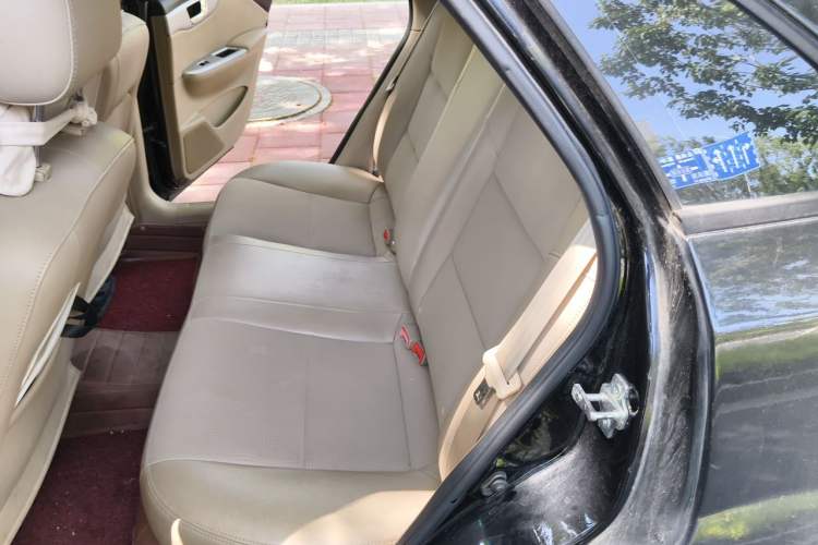 Used Buick Excelle 2013 1.5L Automatic Classic Model Left Rear Seat