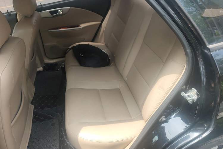 Used Buick Excelle 2013 1.5L Manual Luxury Model Left Rear Seat