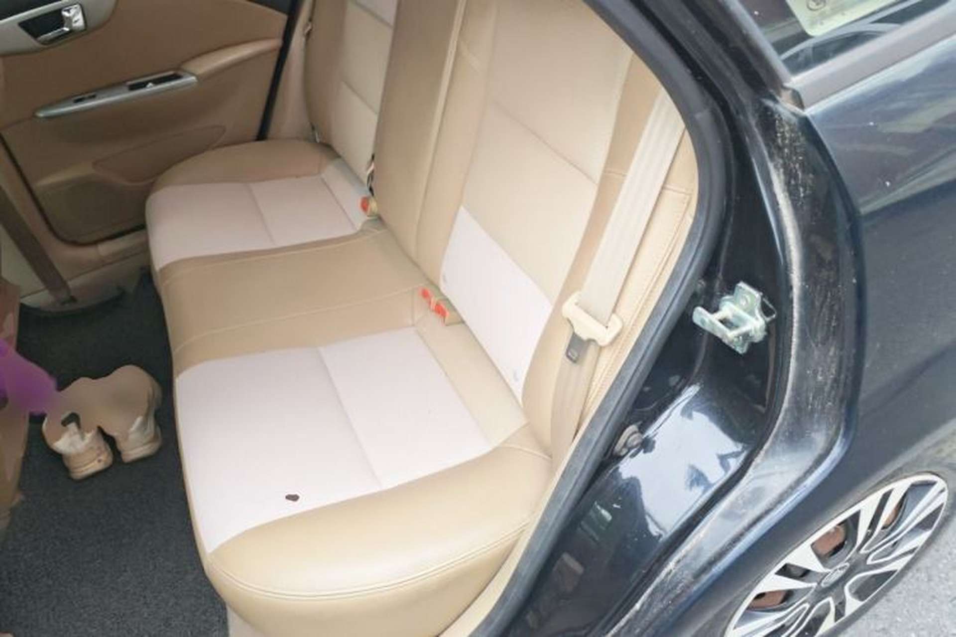 Used Buick Excelle 2013 1.5L Manual Classic Model Left Rear Seat