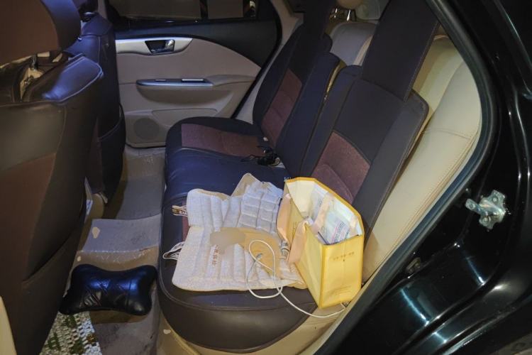 Used Buick Excelle 2013 1.5L Manual Classic Model Left Rear Seat