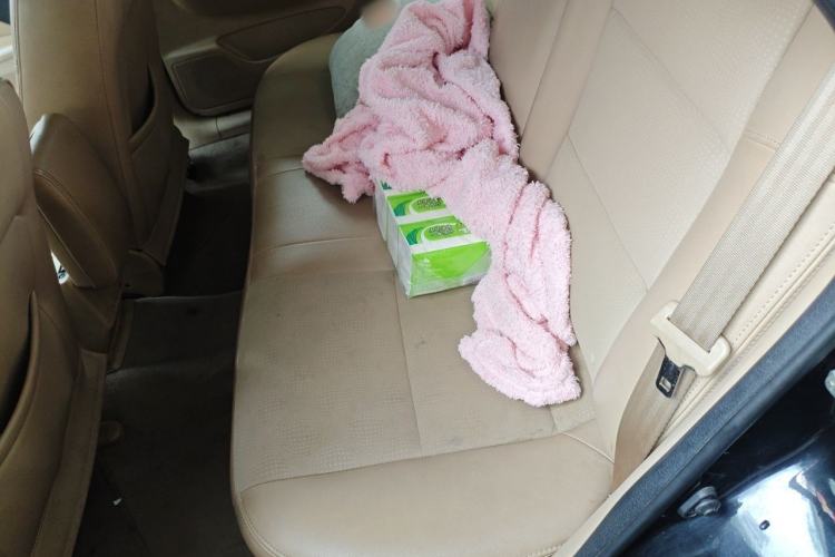 Used Buick Excelle 2013 1.5L Automatic Classic Model Left Rear Seat