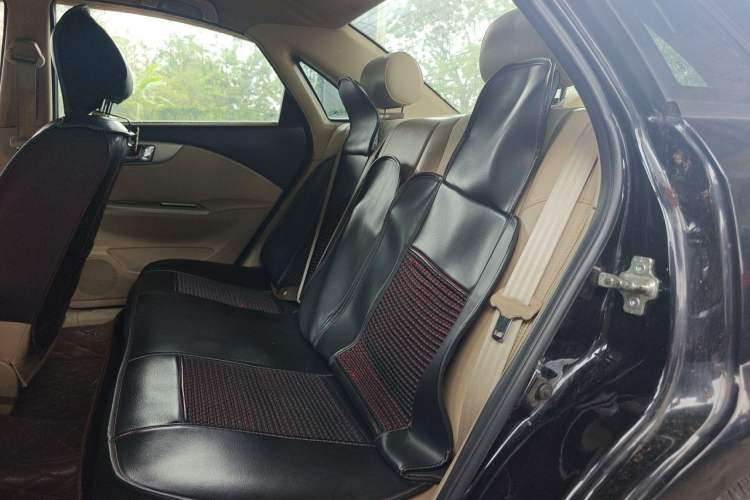 Used Buick Excelle 2013 1.5L Manual Classic Model Left Rear Seat