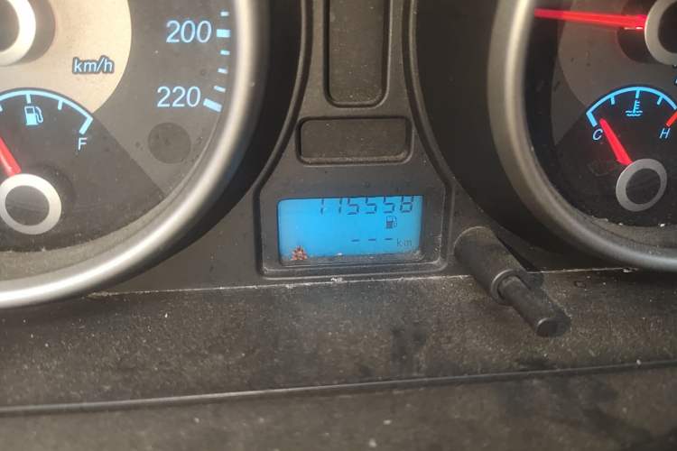 Used Buick Excelle 2013 1.5L Manual Luxury Model Odometer Close Up