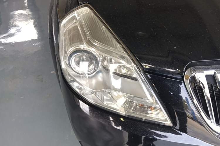 Used Buick Excelle 2013 1.5L Manual Classic Model Right Front Headlight
