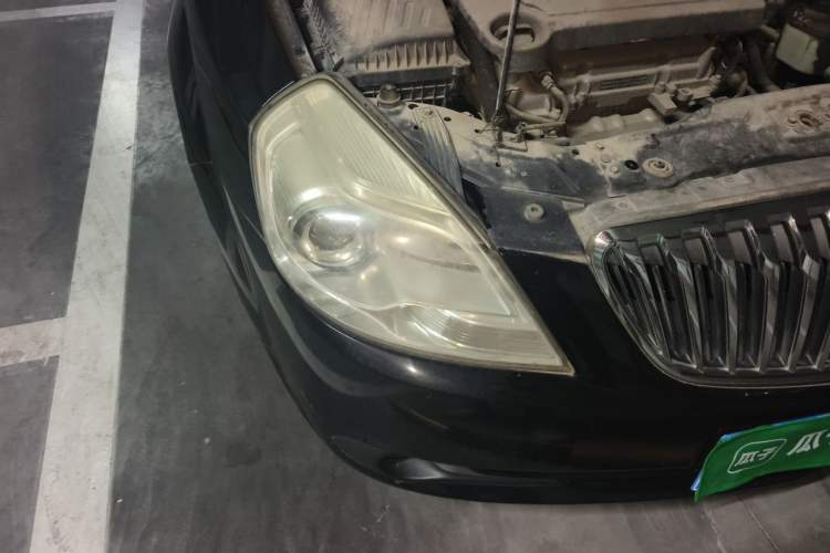 Used Buick Excelle 2013 1.5L Manual Classic Model Right Front Headlight