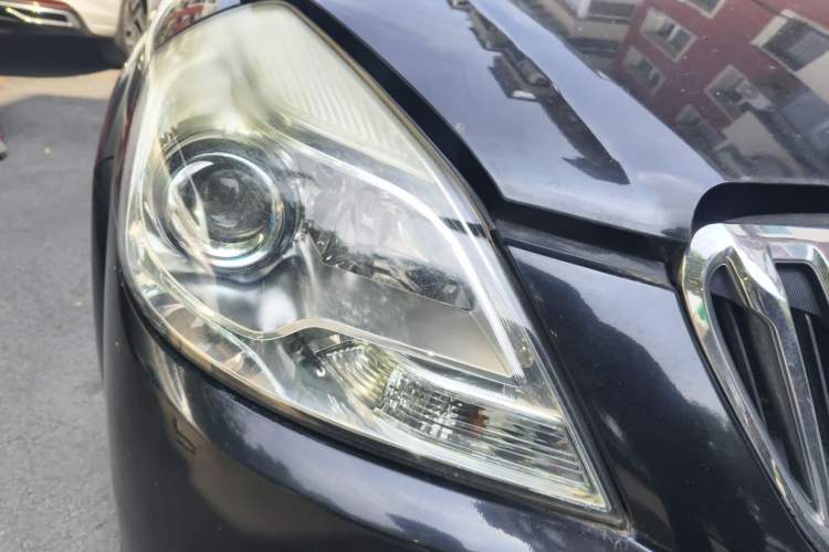 Used Buick Excelle 2013 1.5L Automatic Classic Model Right Front Headlight