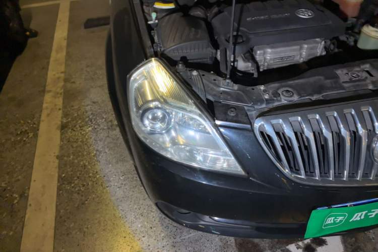 Used Buick Excelle 2013 1.5L Manual Classic Model Right Front Headlight