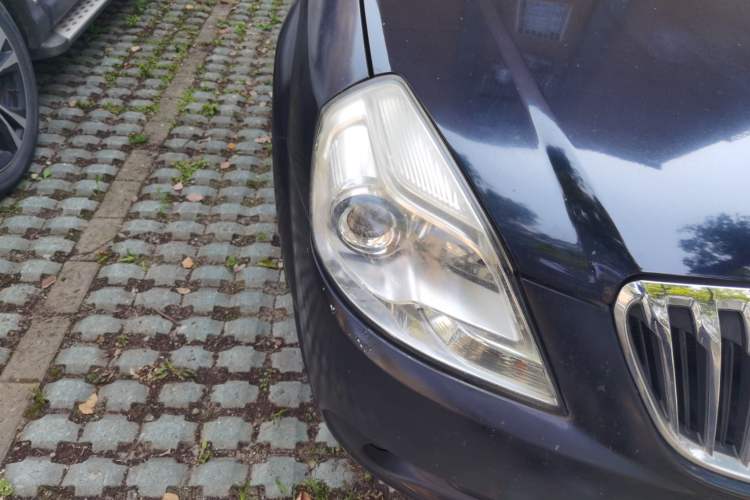 Used Buick Excelle 2013 1.5L Automatic Classic Model Right Front Headlight