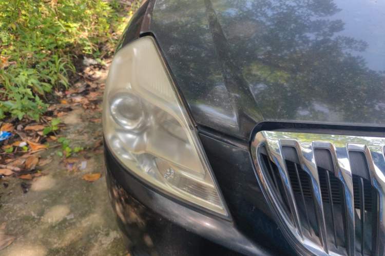 Used Buick Excelle 2013 1.5L Automatic Classic Model Right Front Headlight