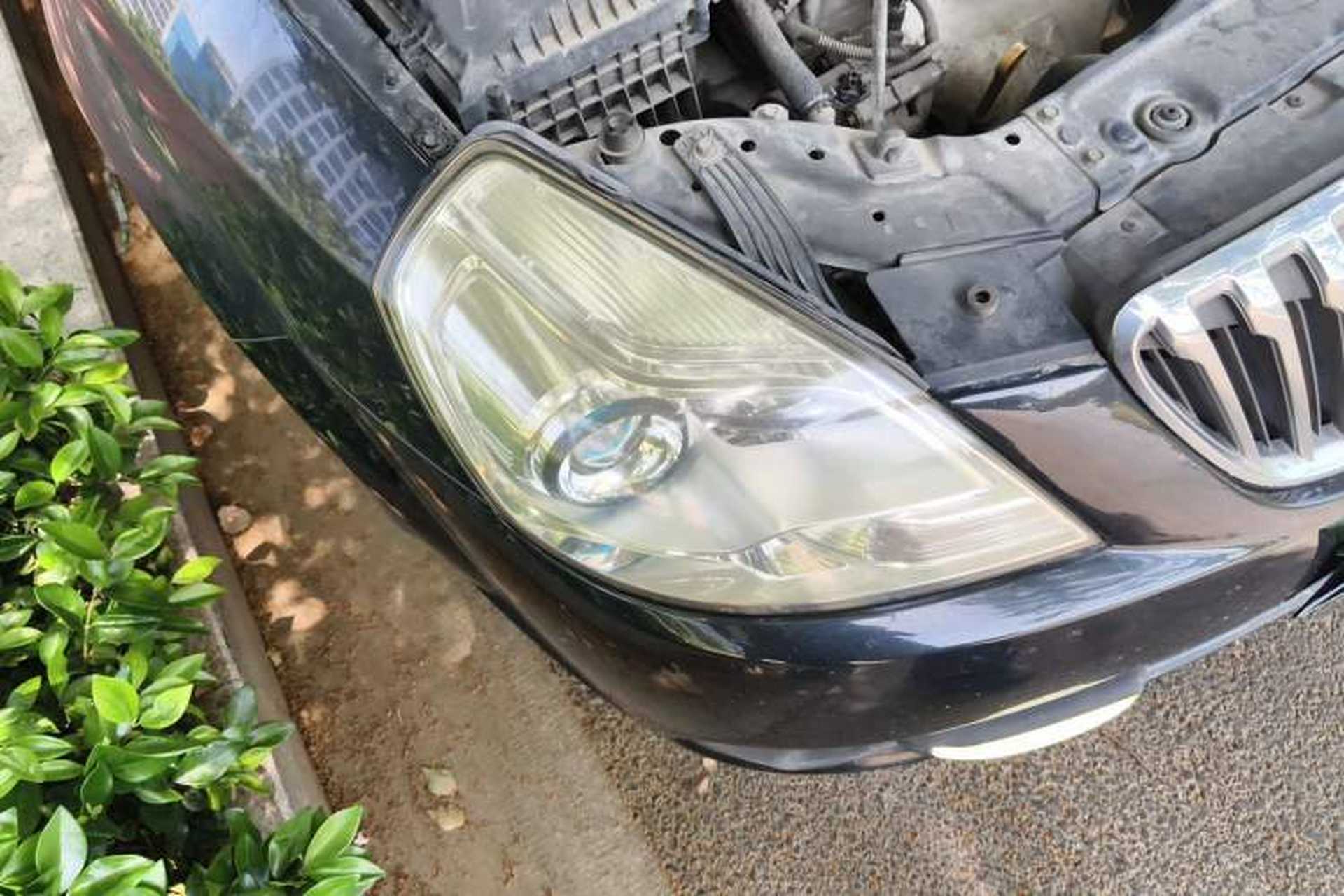 Used Buick Excelle 2013 1.5L Automatic Classic Model Right Front Headlight