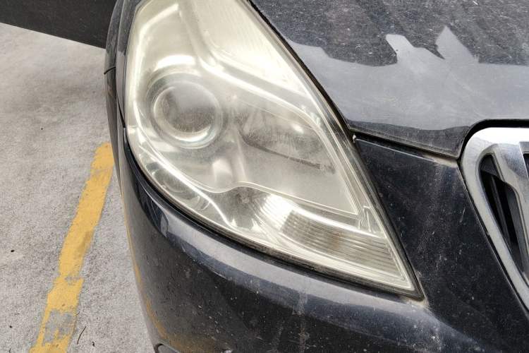 Used Buick Excelle 2013 1.5L Automatic Classic Model Right Front Headlight