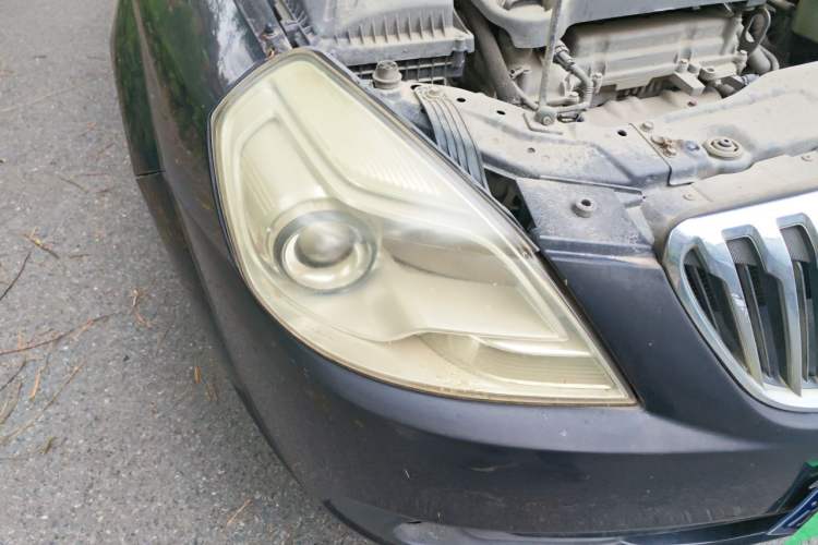 Used Buick Excelle 2013 1.5L Manual Classic Model Right Front Headlight