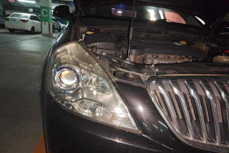 Used Buick Excelle 2013 1.5L Manual Classic Model Right Front Headlight