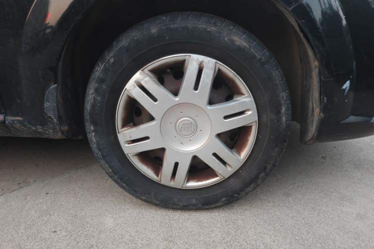 Used Buick Excelle 2013 1.5L Manual Classic Model Right Front Wheel Hub