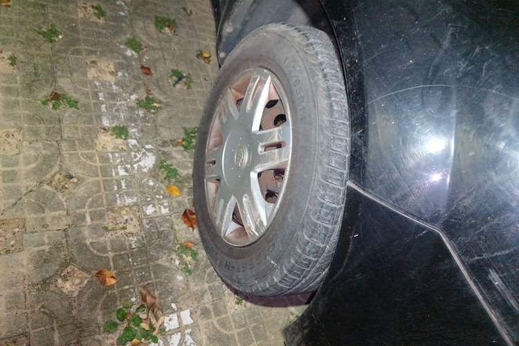Used Buick Excelle 2013 1.5L Automatic Classic Model Right Front Wheel Hub