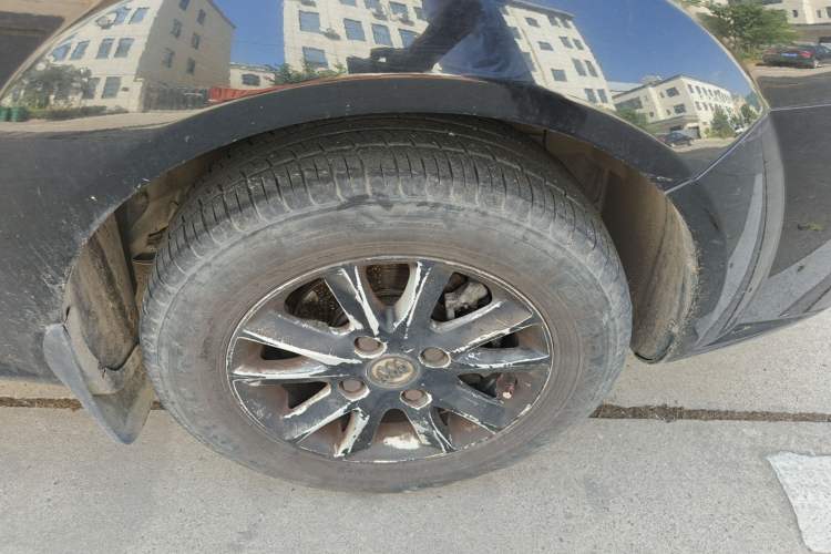 Used Buick Excelle 2013 1.5L Manual Classic Model Right Front Wheel Hub