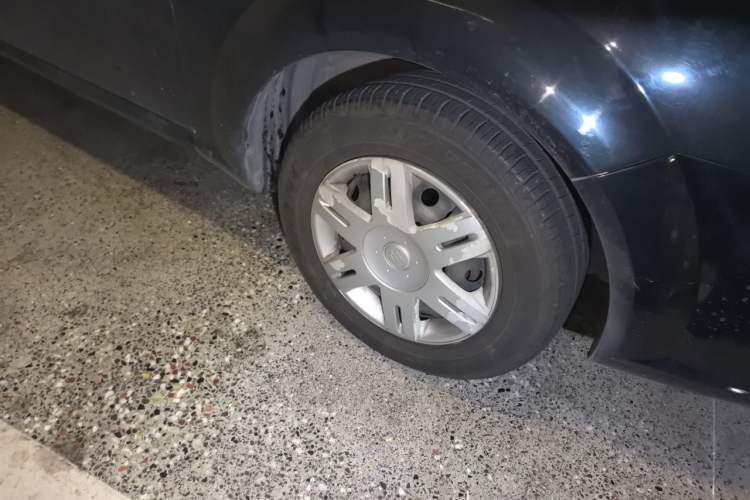 Used Buick Excelle 2013 1.5L Manual Classic Model Right Front Wheel Hub