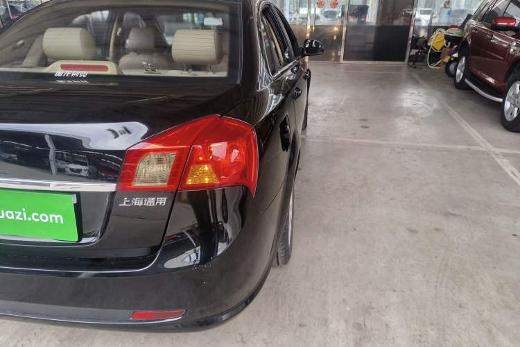Used Buick Excelle 2013 1.5L Automatic Classic Model Right Rear Taillight
