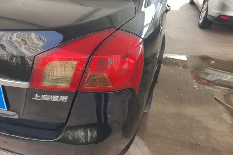 Used Buick Excelle 2013 1.5L Manual Classic Model Right Rear Taillight