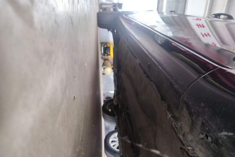 Used Buick Excelle 2013 1.5L Automatic Classic Model Right Side Sill