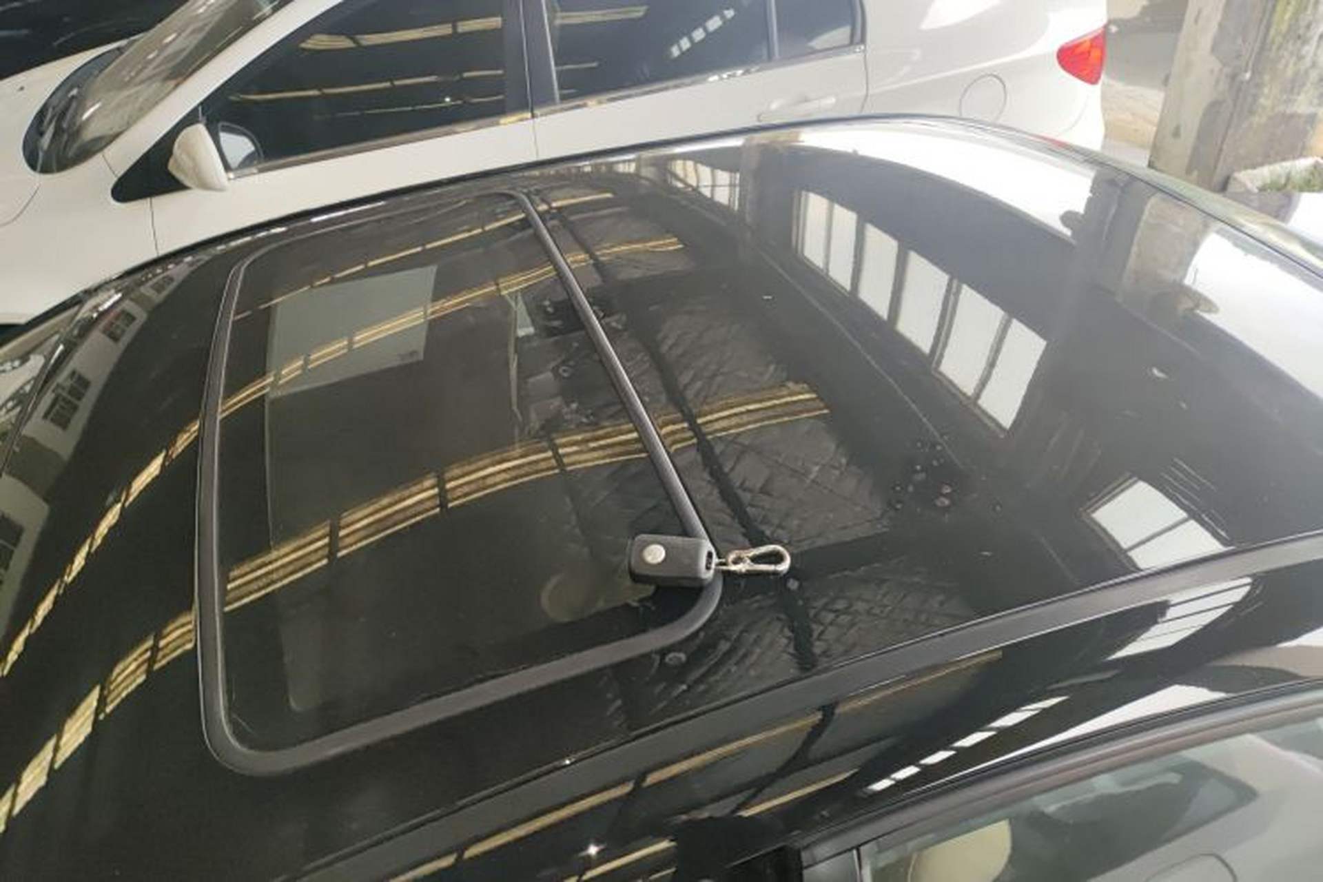 Used Buick Excelle 2013 1.5L Manual Luxury Model Roof