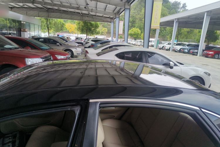 Used Buick Excelle 2013 1.5L Automatic Classic Model Roof