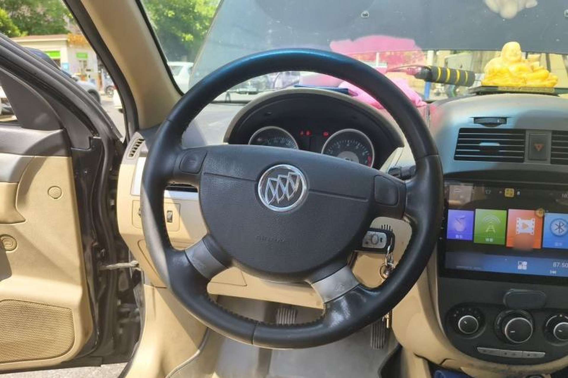 Used Buick Excelle 2013 1.5L Manual Luxury Model Steering Wheel