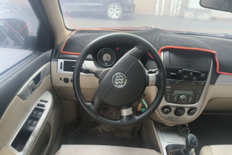 Used Buick Excelle 2013 1.5L Manual Classic Model Steering Wheel