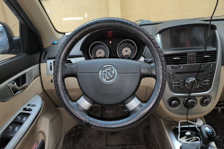 Used Buick Excelle 2013 1.5L Manual Classic Model Steering Wheel
