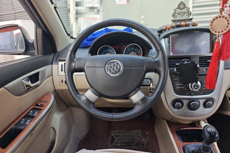 Used Buick Excelle 2013 1.5L Manual Luxury Model Steering Wheel