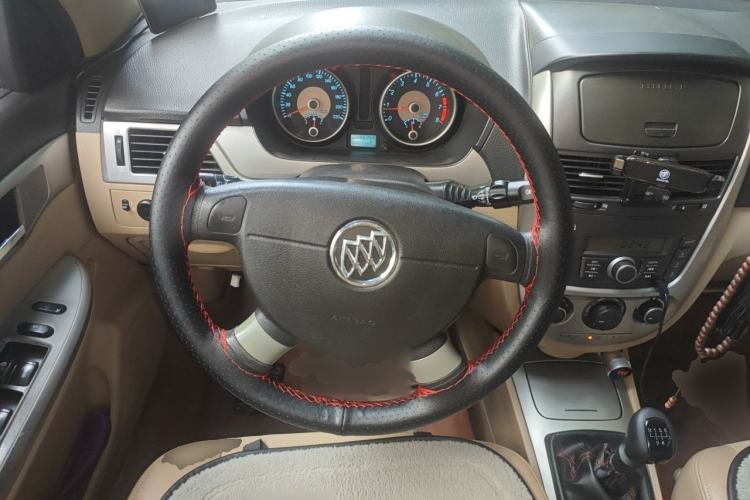 Used Buick Excelle 2013 1.5L Manual Classic Model Steering Wheel