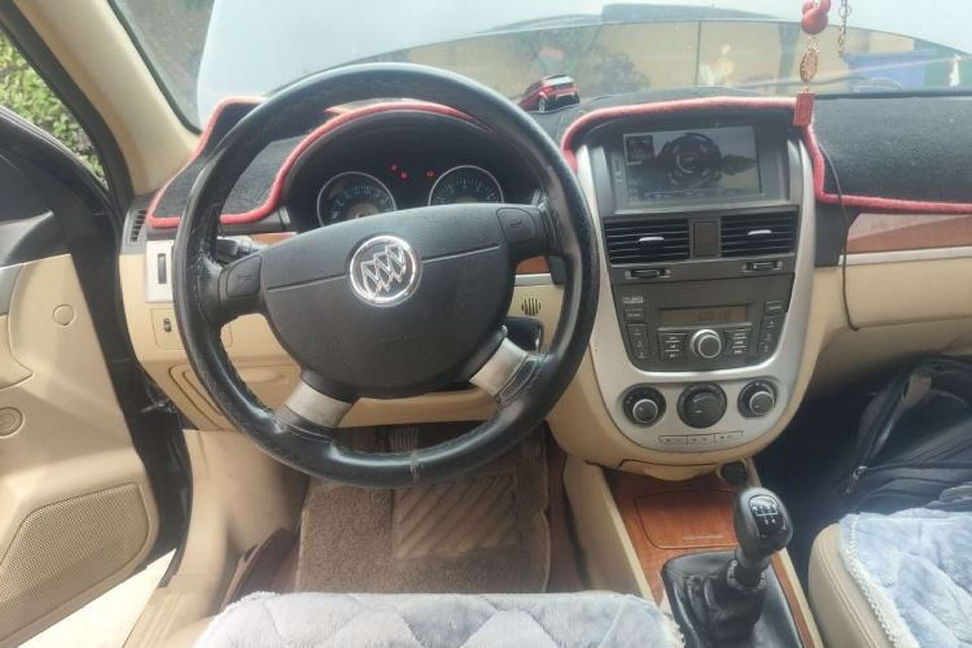 Used Buick Excelle 2013 1.5L Manual Luxury Model Steering Wheel