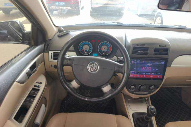 Used Buick Excelle 2013 1.5L Manual Classic Model Steering Wheel