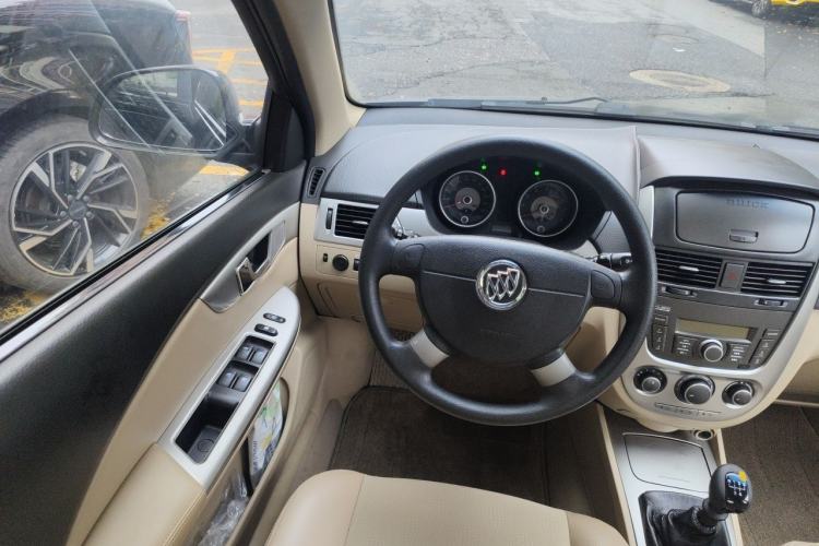 Used Buick Excelle 2013 1.5L Manual Classic Model Steering Wheel