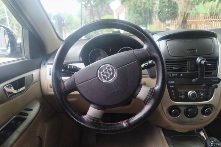 Used Buick Excelle 2013 1.5L Manual Classic Model Steering Wheel
