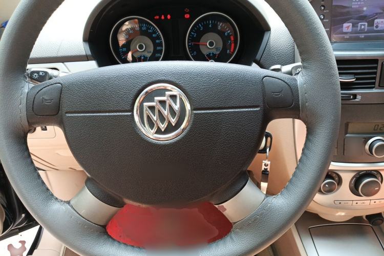 Used Buick Excelle 2013 1.5L Manual Classic Model Steering Wheel