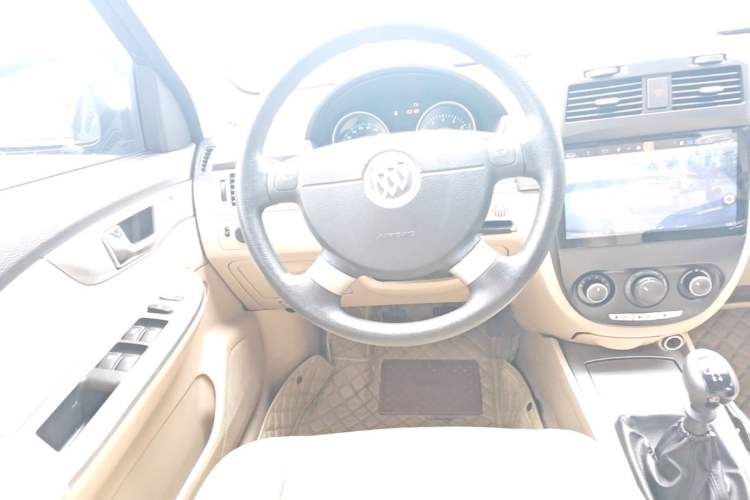 Used Buick Excelle 2013 1.5L Manual Classic Model Steering Wheel