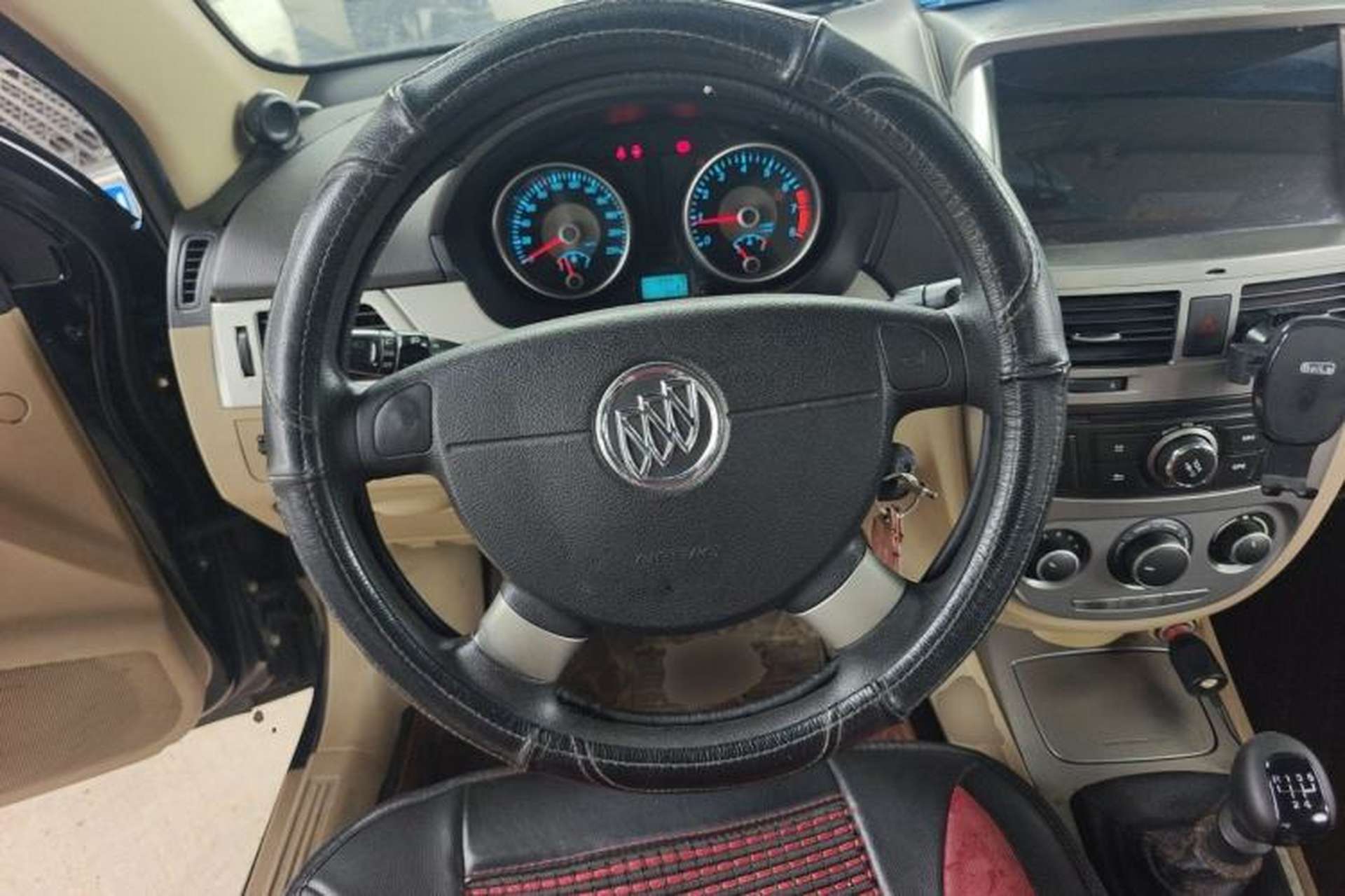 Used Buick Excelle 2013 1.5L Manual Classic Model Steering Wheel
